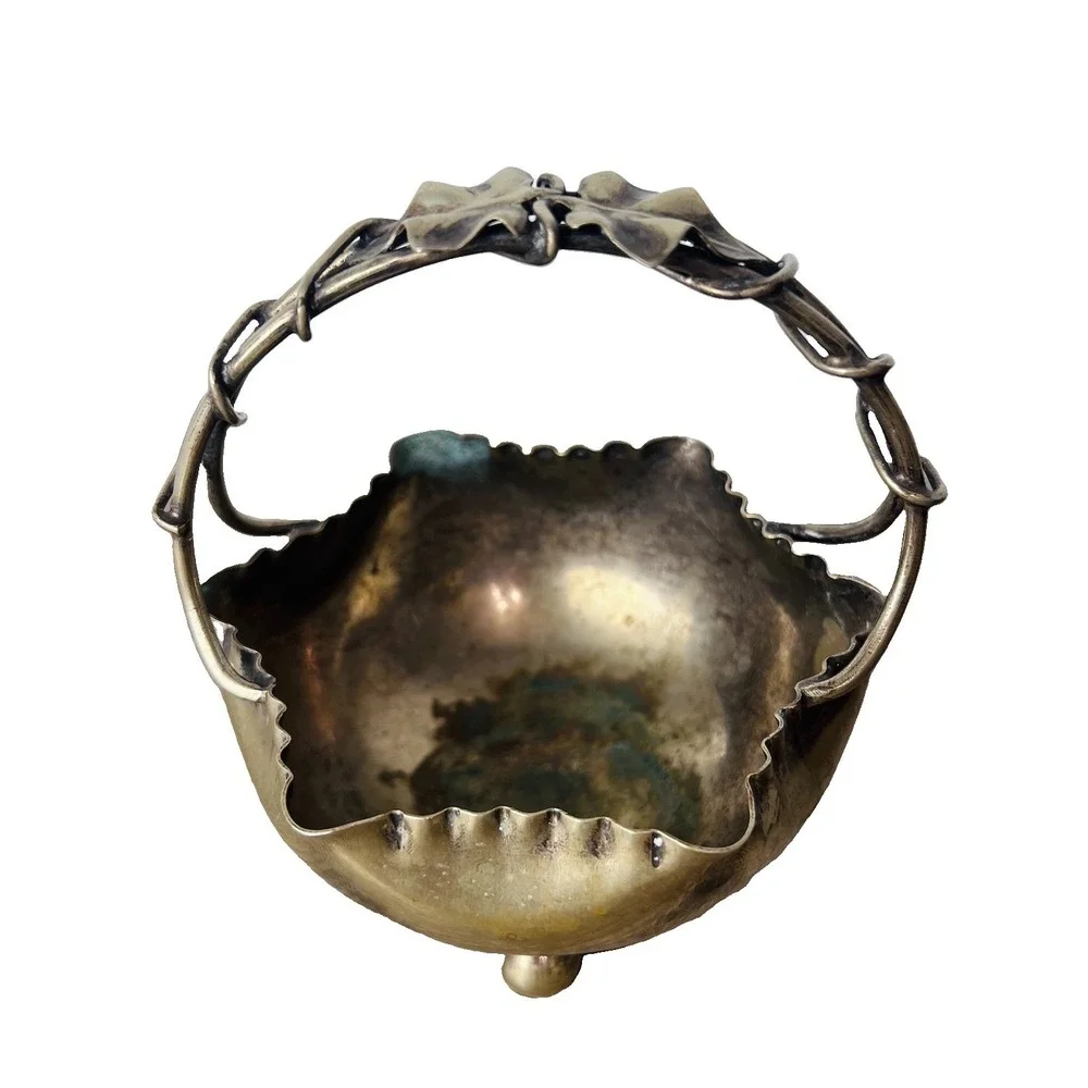 Antique Style Silver Plated Sugar Bowl Ornate Floral Handle Claw And Ball Footed